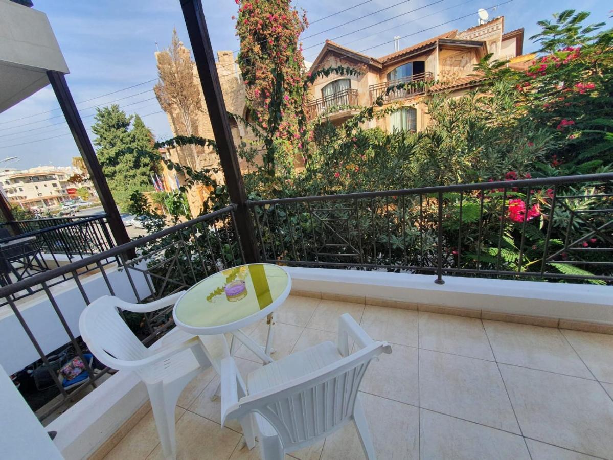 Ancient Paphos - Cozy Place Next To The Sea, Marina, Historical Sites, Buses, Mall, And Market Esterno foto