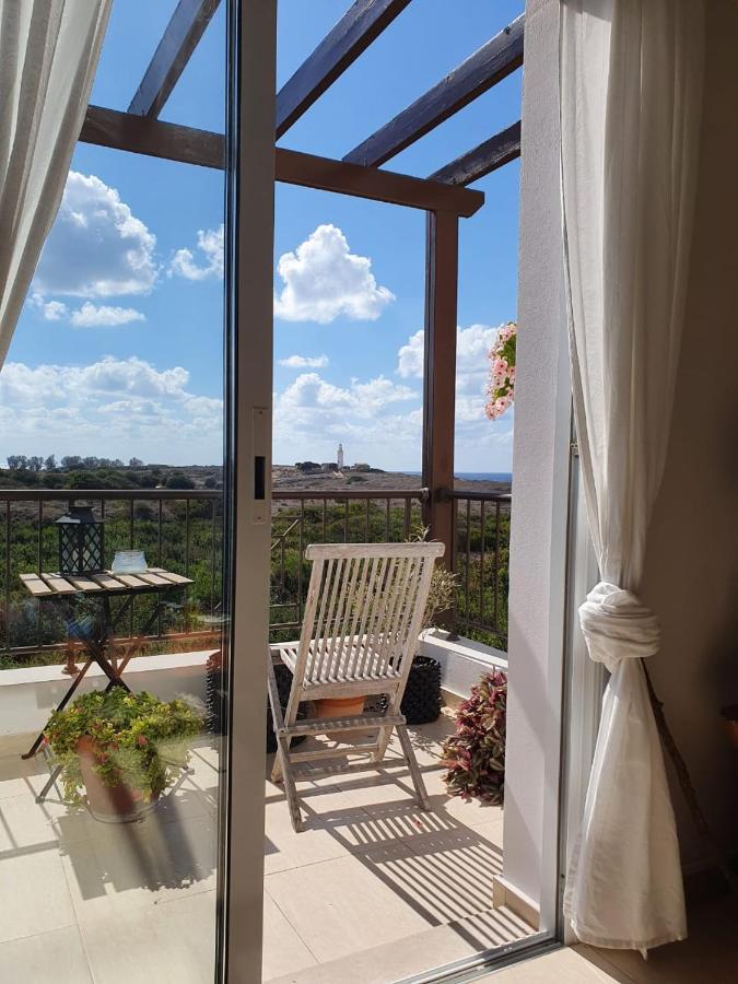 Ancient Paphos - Cozy Place Next To The Sea, Marina, Historical Sites, Buses, Mall, And Market Esterno foto